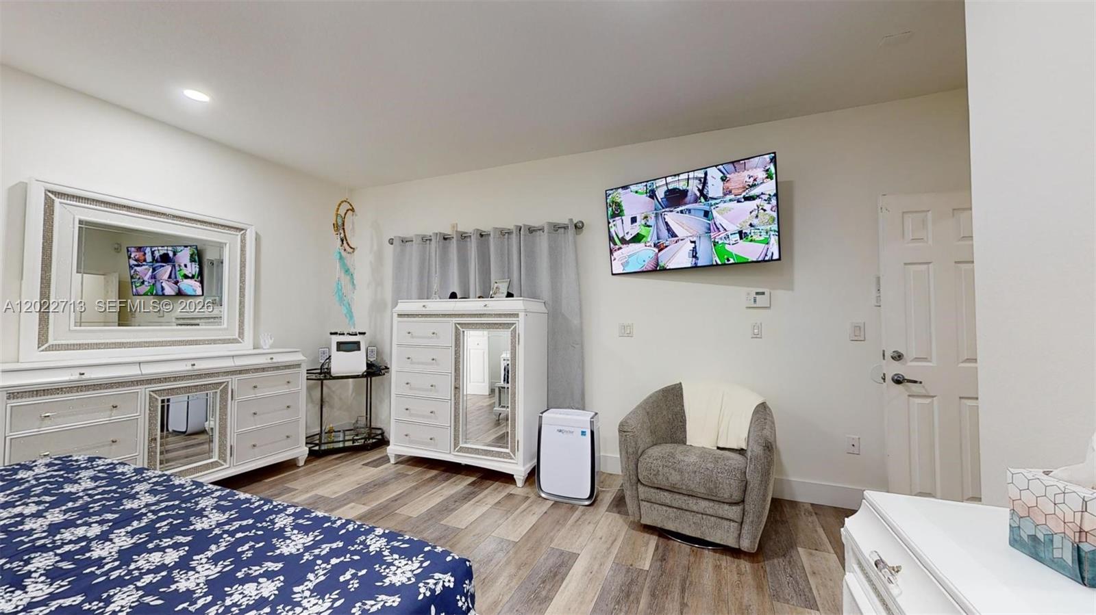 357 W 44th Street