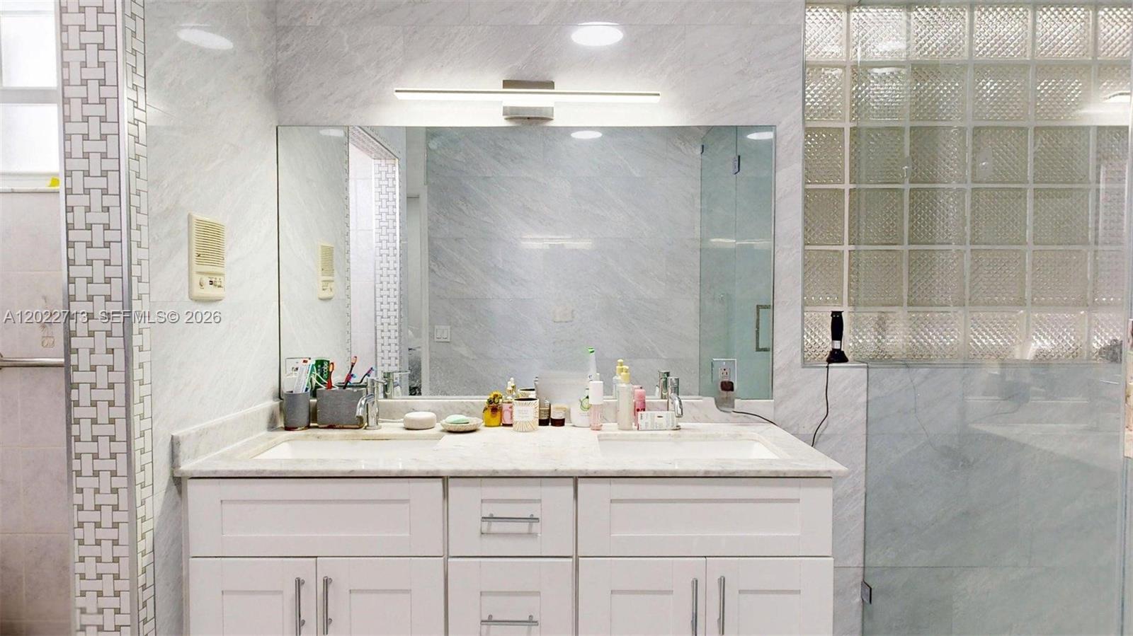 357 W 44th Street