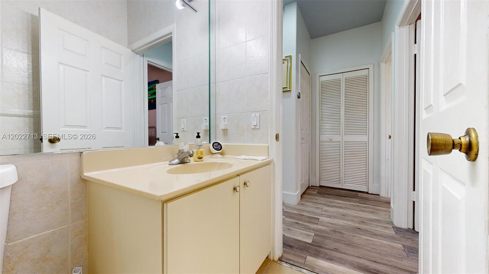 357 W 44th Street