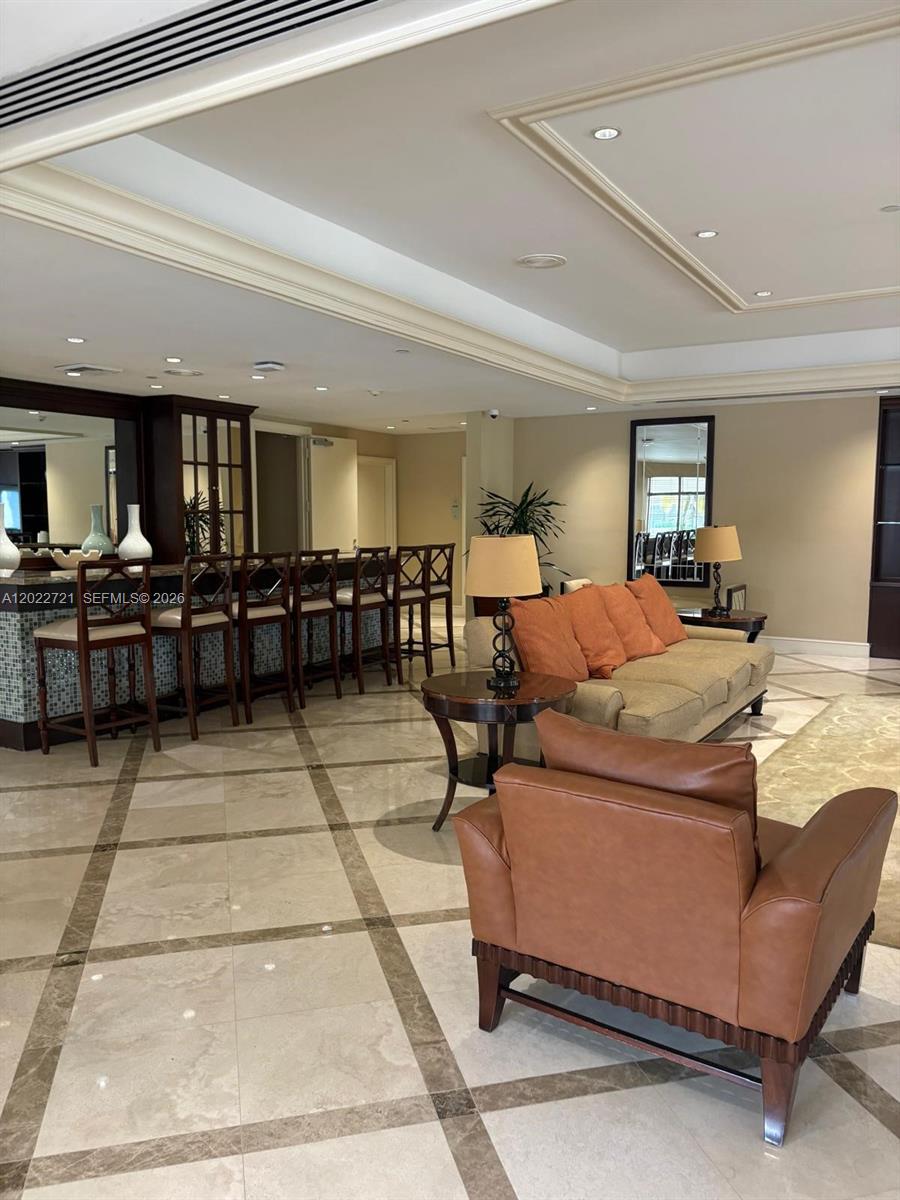 20000 E Country Club Drive