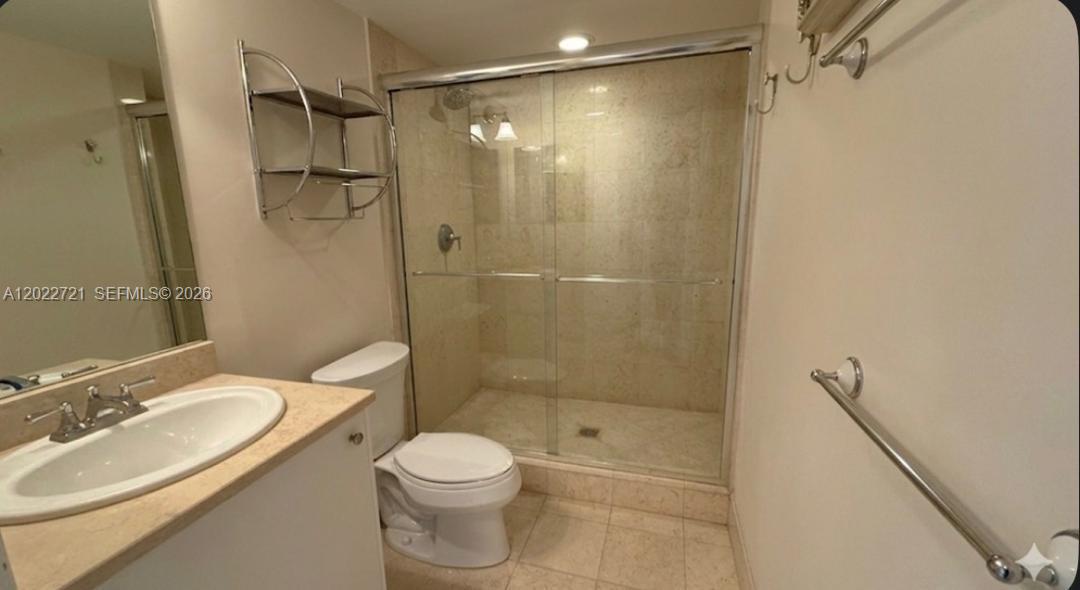 20000 E Country Club Drive