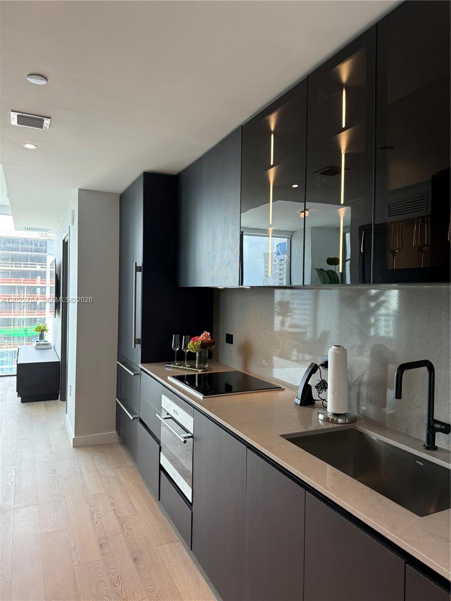 20 NE 11th Street