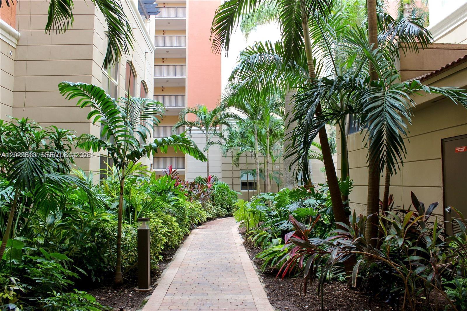 17125 N Bay Road