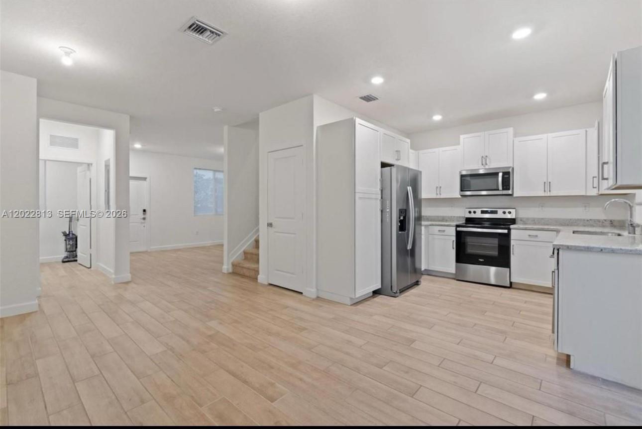 2474 SE 10th Court