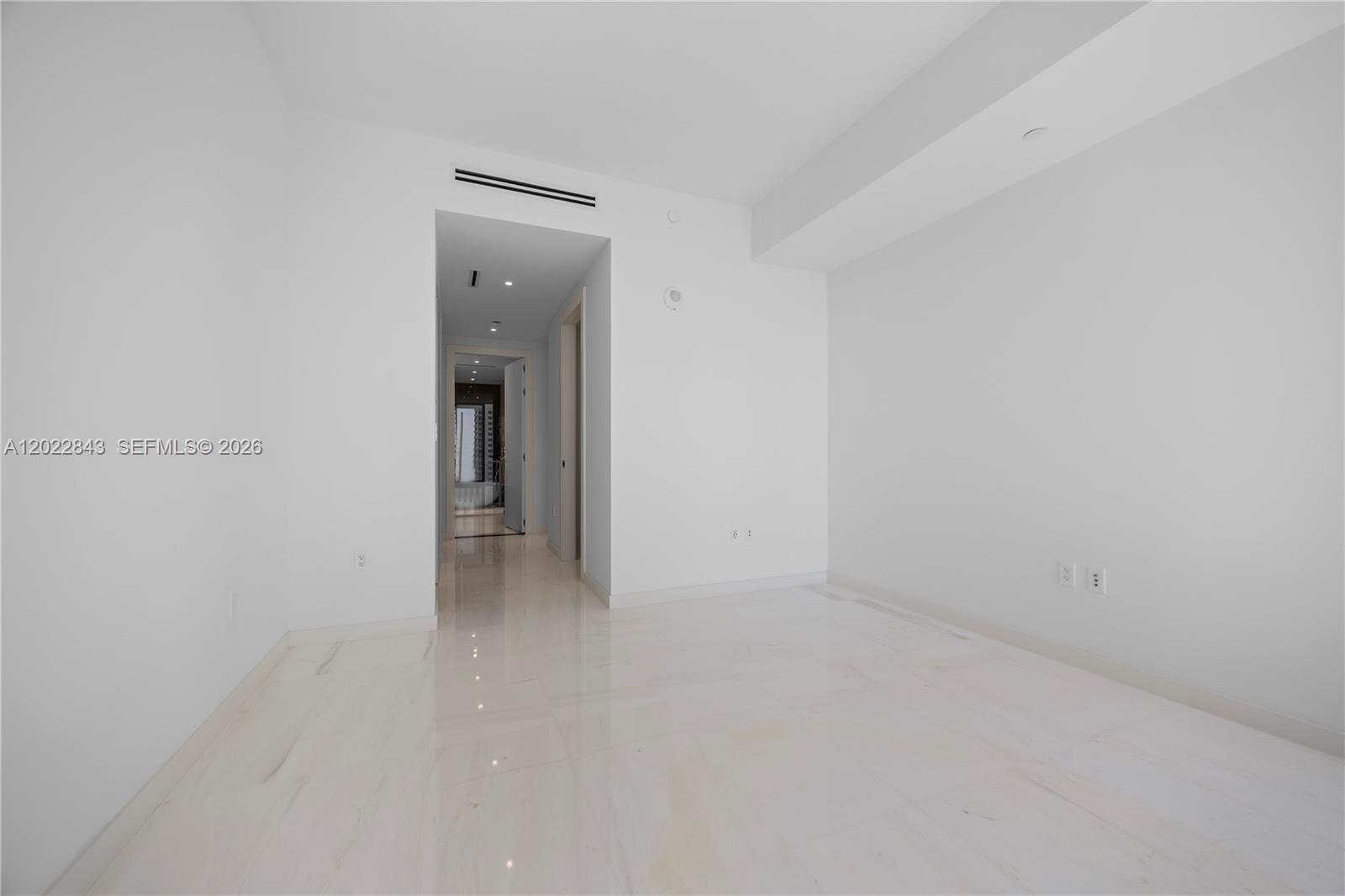 300 Biscayne Blvd Way