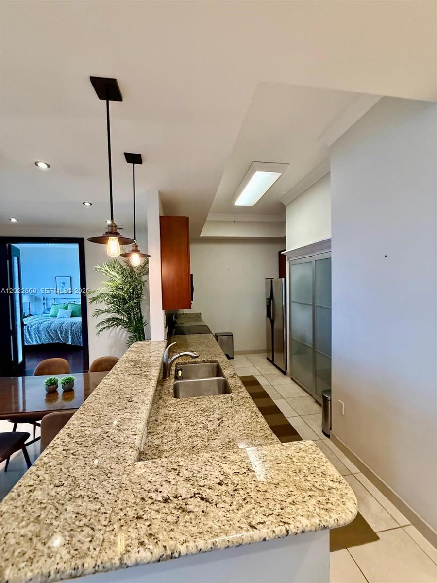 19501 W Country Club Drive