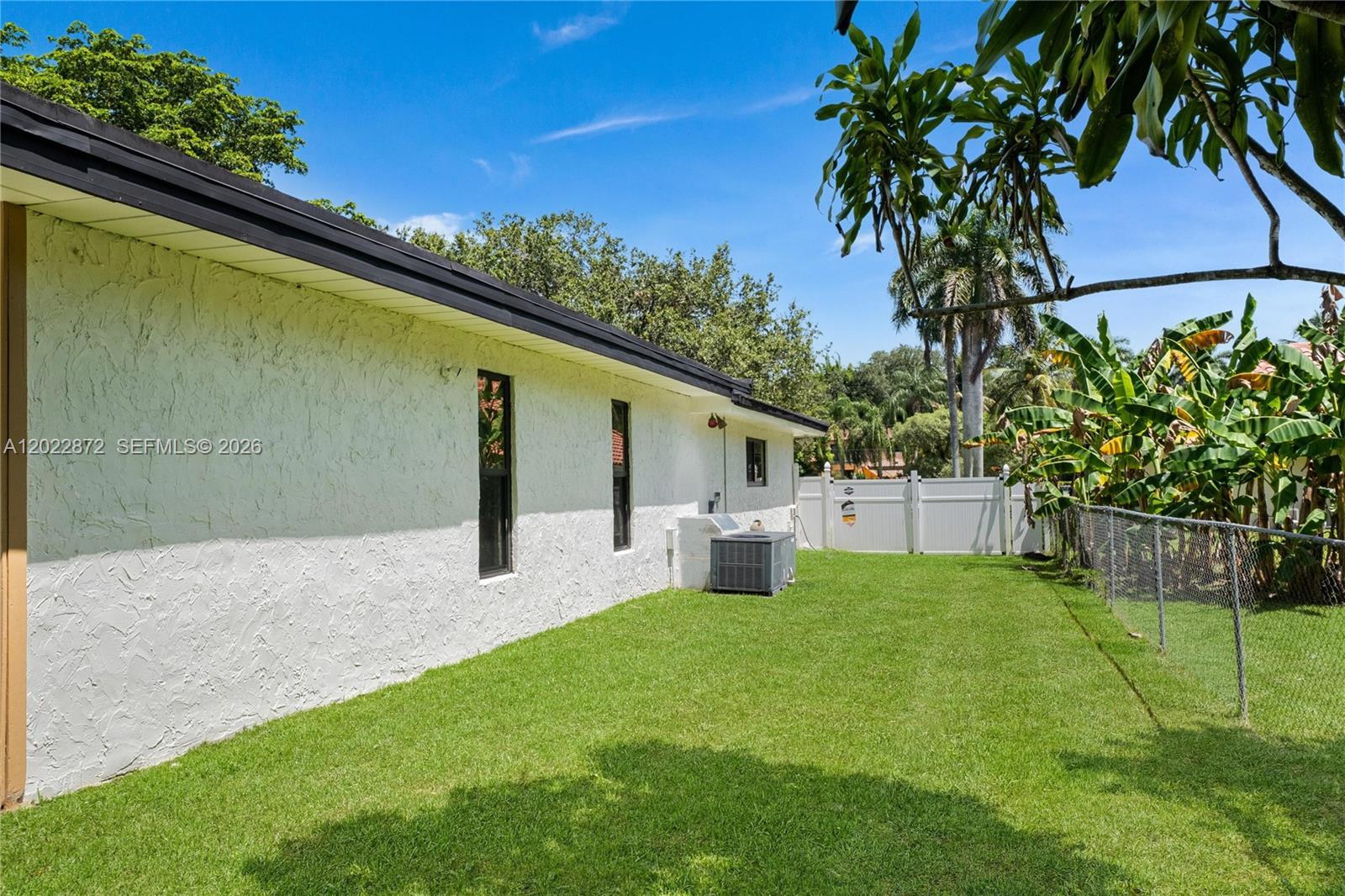 11640 SW 37th Court