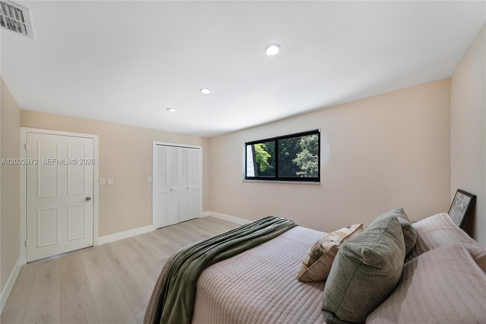 11640 SW 37th Court