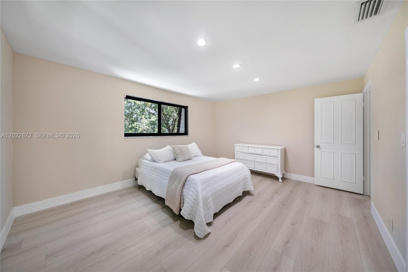 11640 SW 37th Court