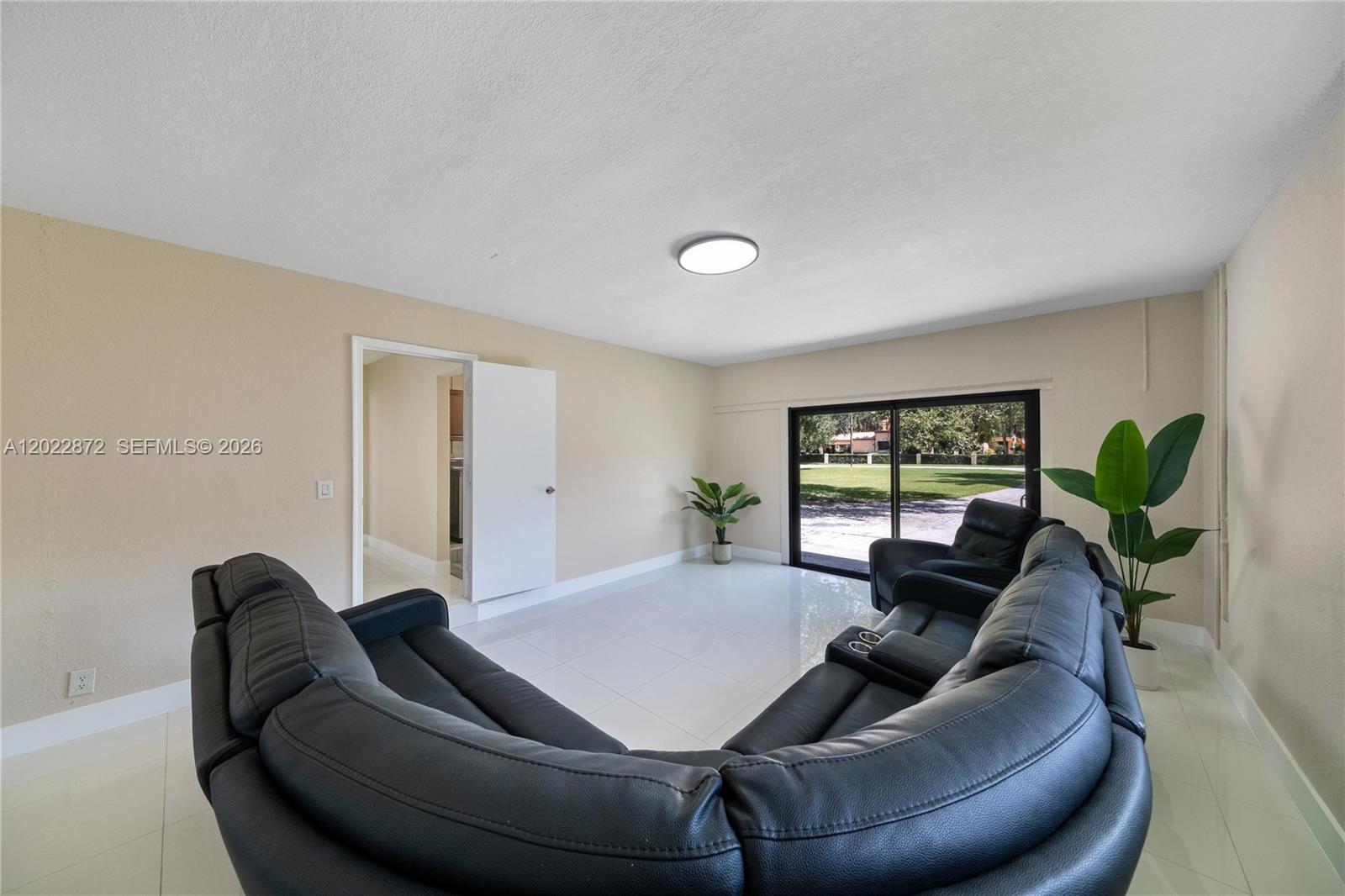 11640 SW 37th Court