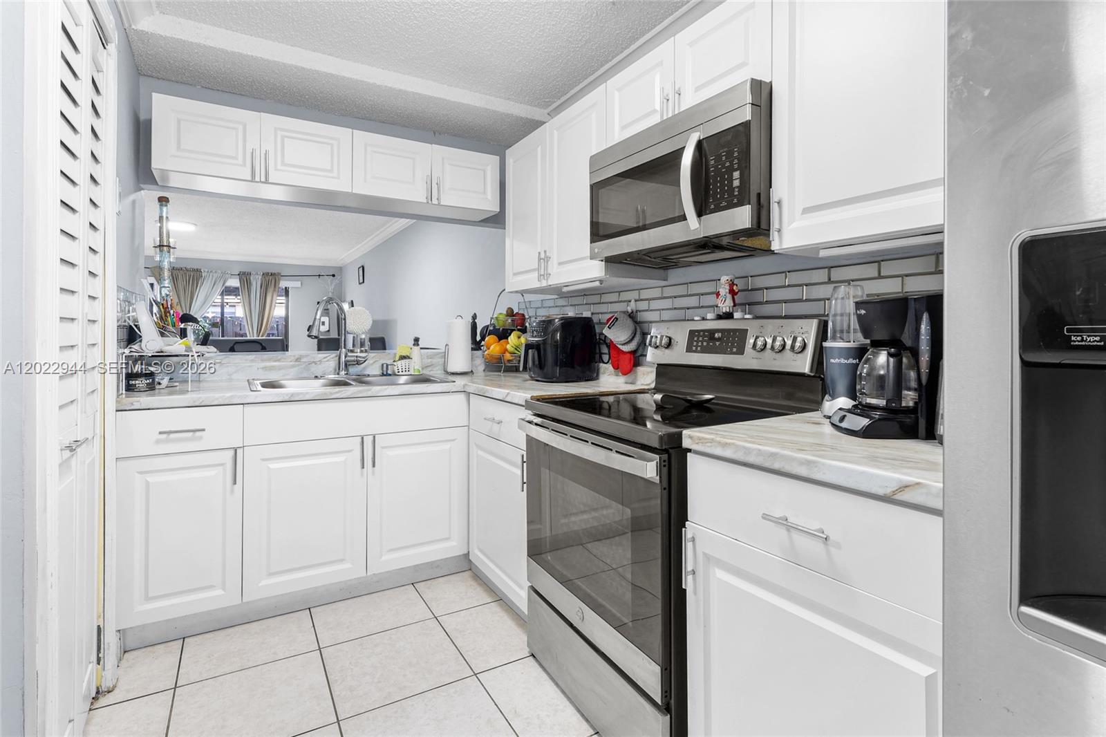 8454 NW 8th Street