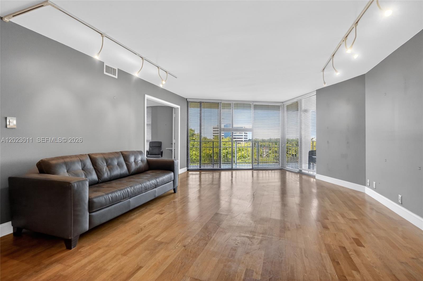 2000 Towerside Terrace