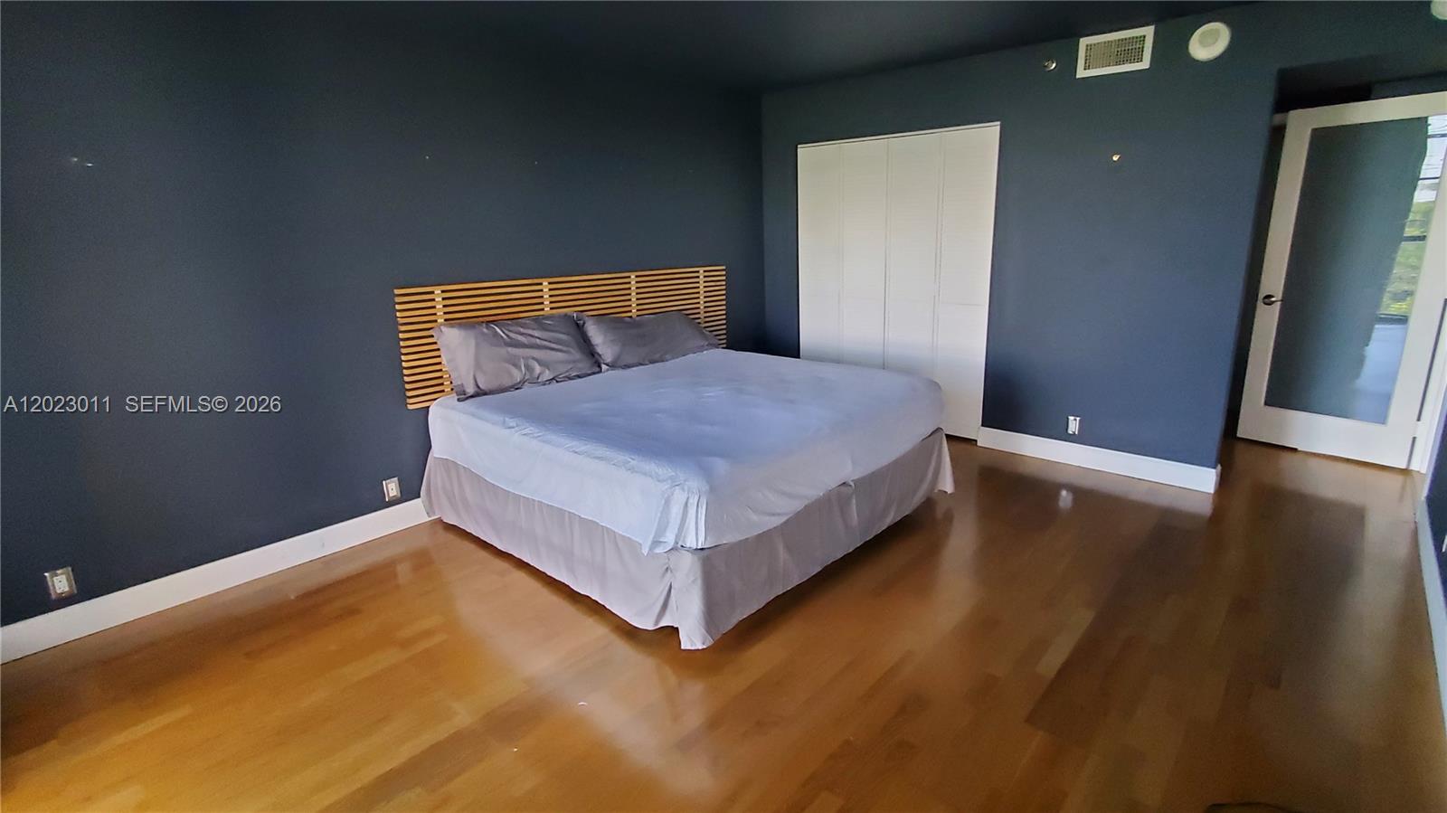 2000 Towerside Terrace