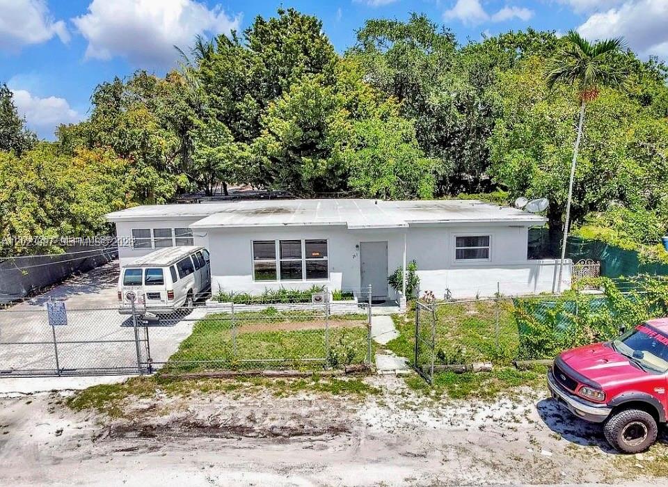 261 NW 73rd Terrace