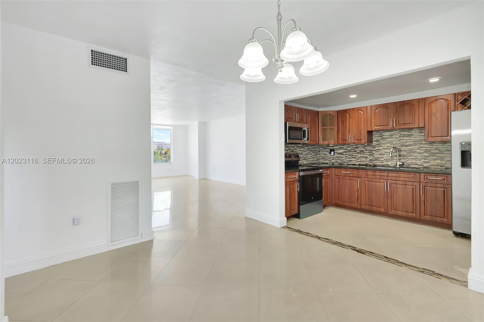1475 NE 125th Terrace