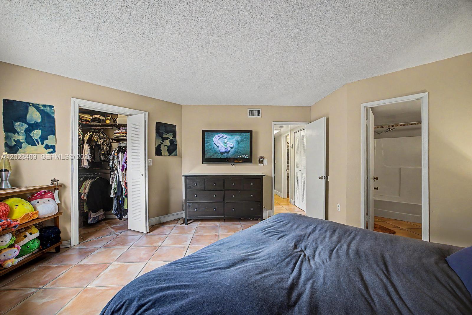 10233 NW 9th St Circle