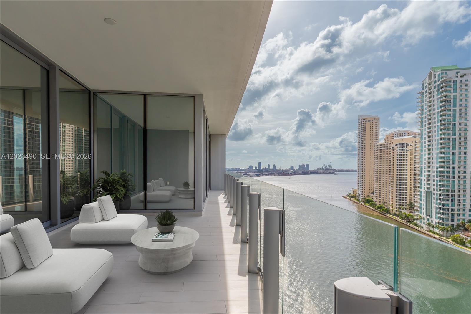 300 Biscayne Blvd Way