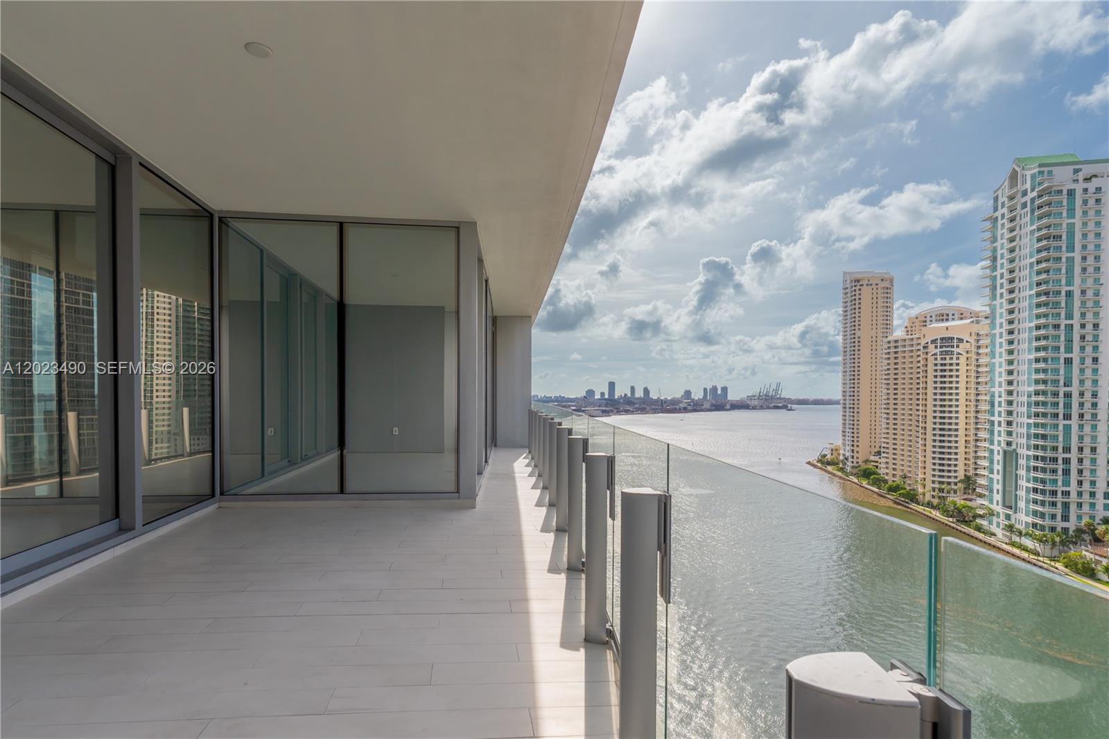 300 Biscayne Blvd Way