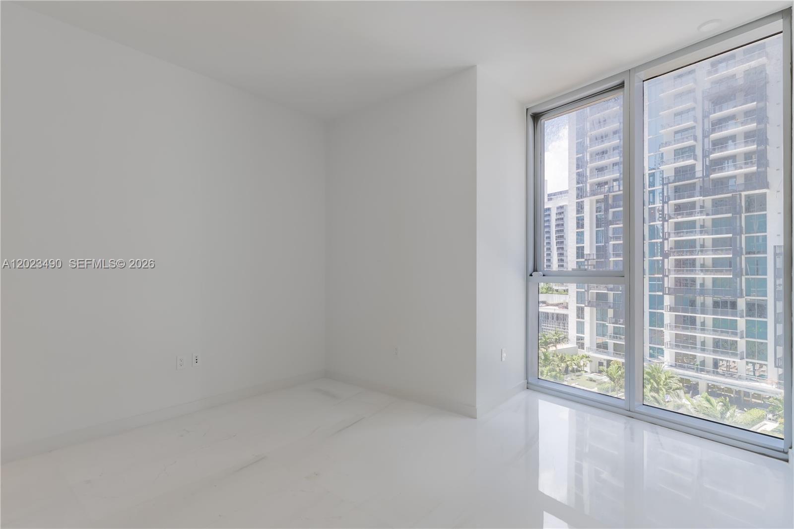 300 Biscayne Blvd Way