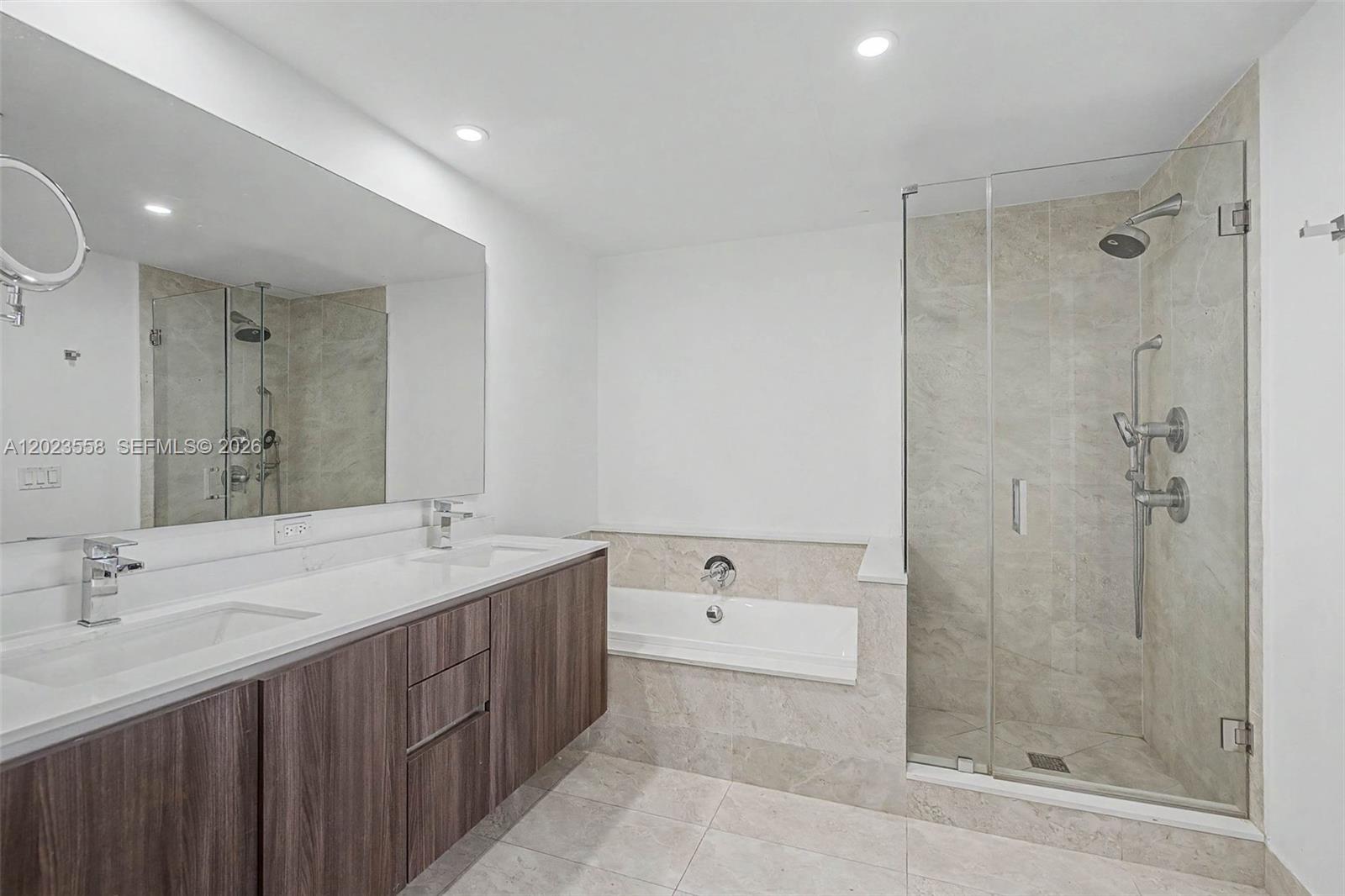 488 NE 18th Street