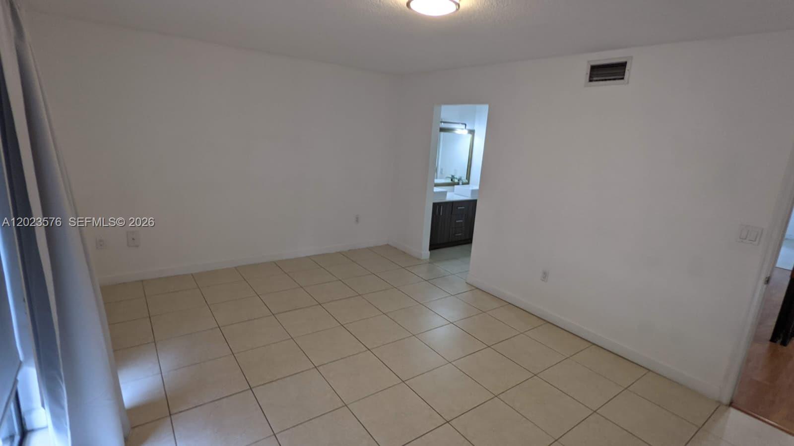 10052 NW 41st Street