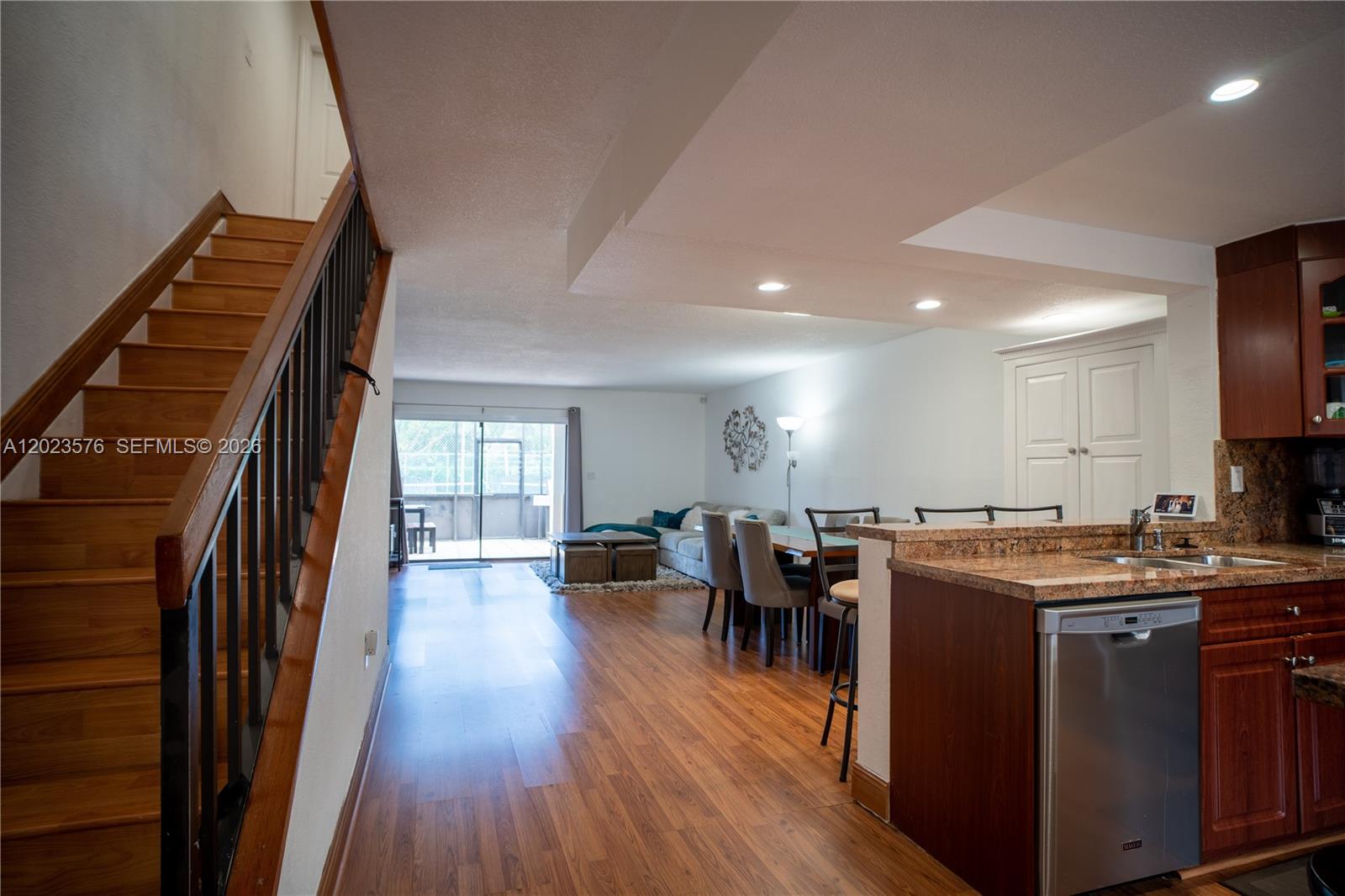 10052 NW 41st Street