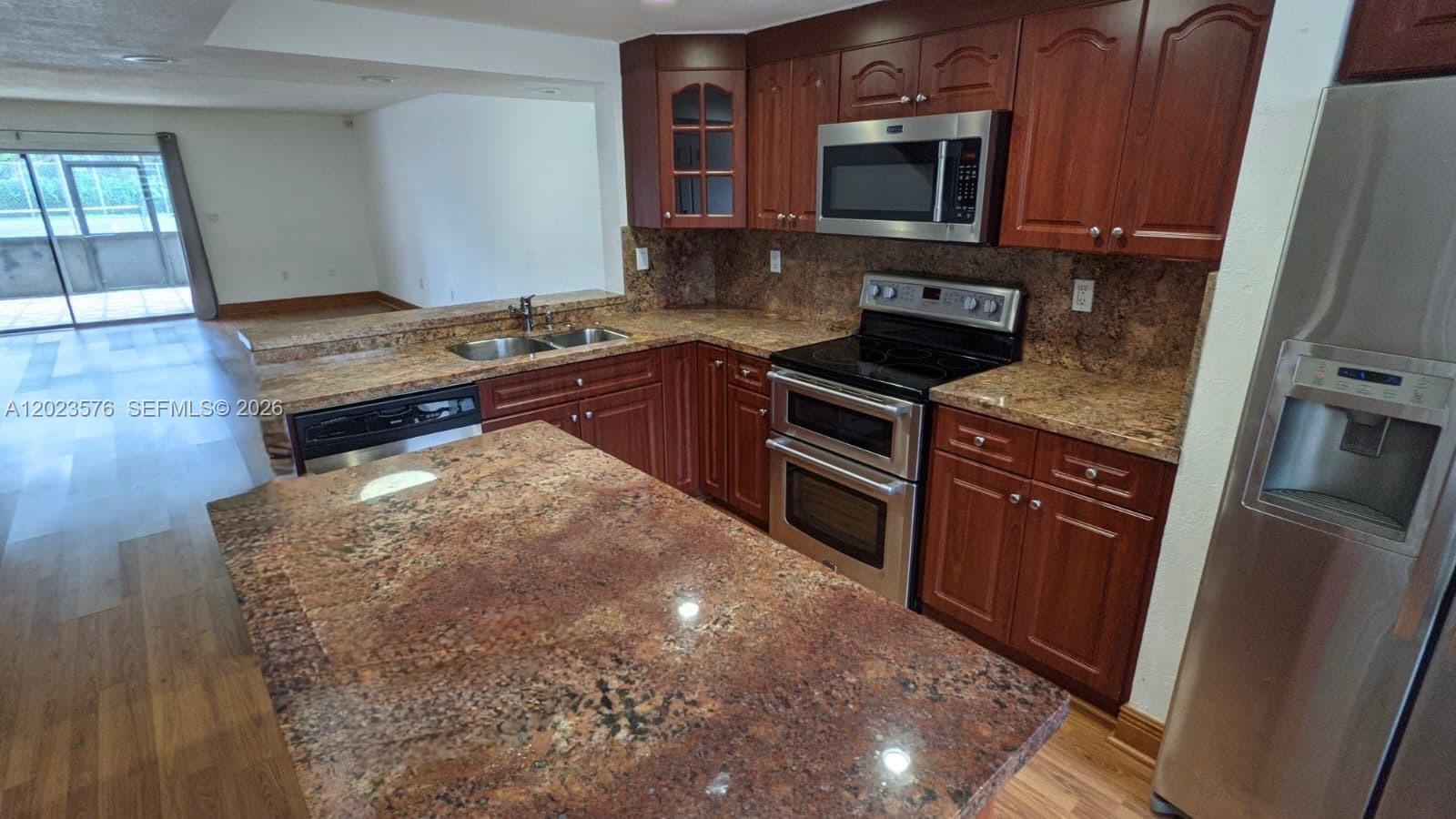 10052 NW 41st Street