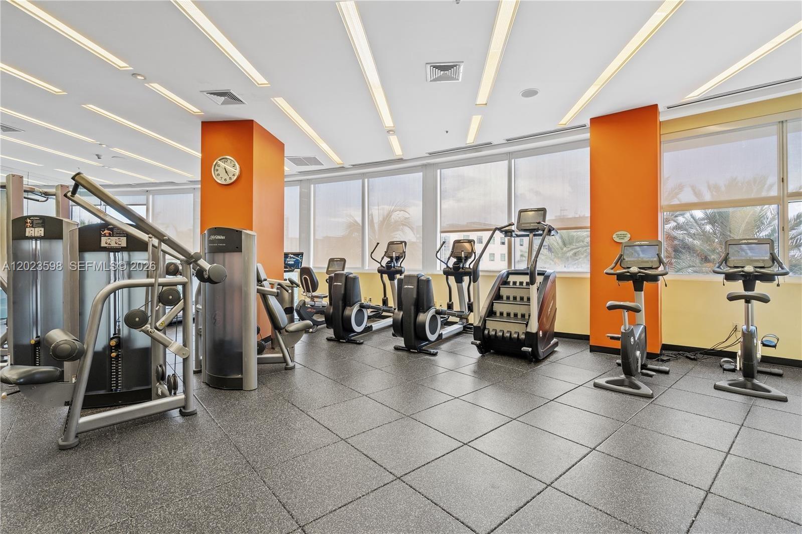 18001 Collins Avenue