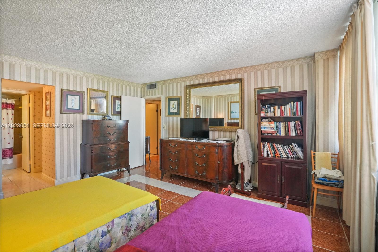 1351 NE Miami Gardens Drive