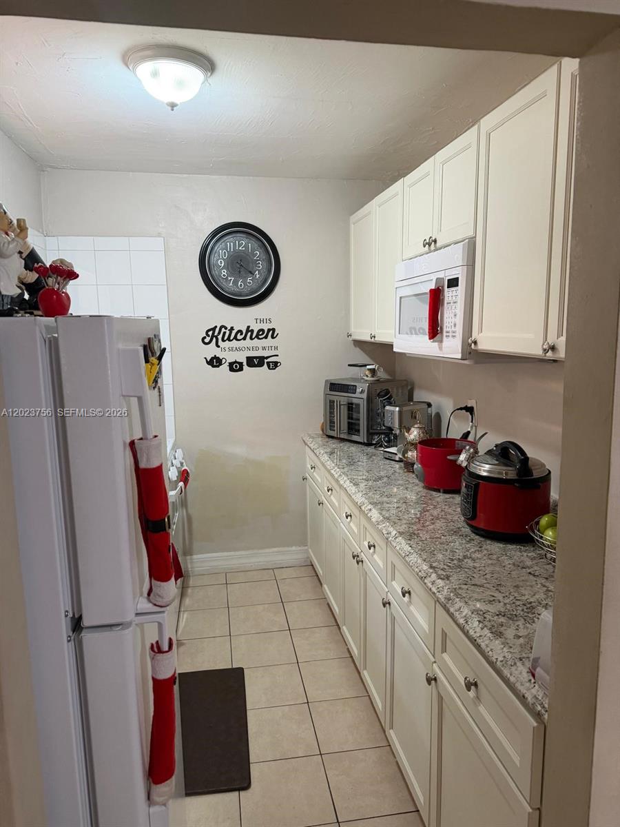 1245 W 24th Street