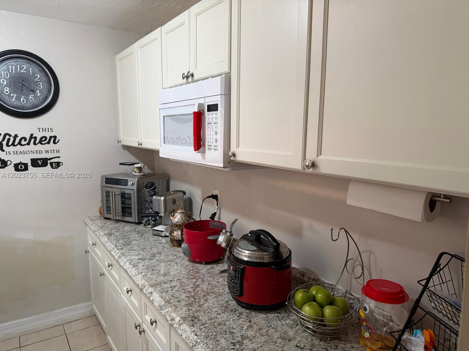 1245 W 24th Street