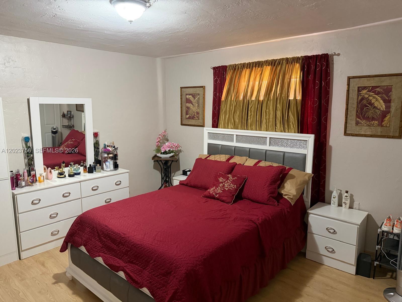 1245 W 24th Street