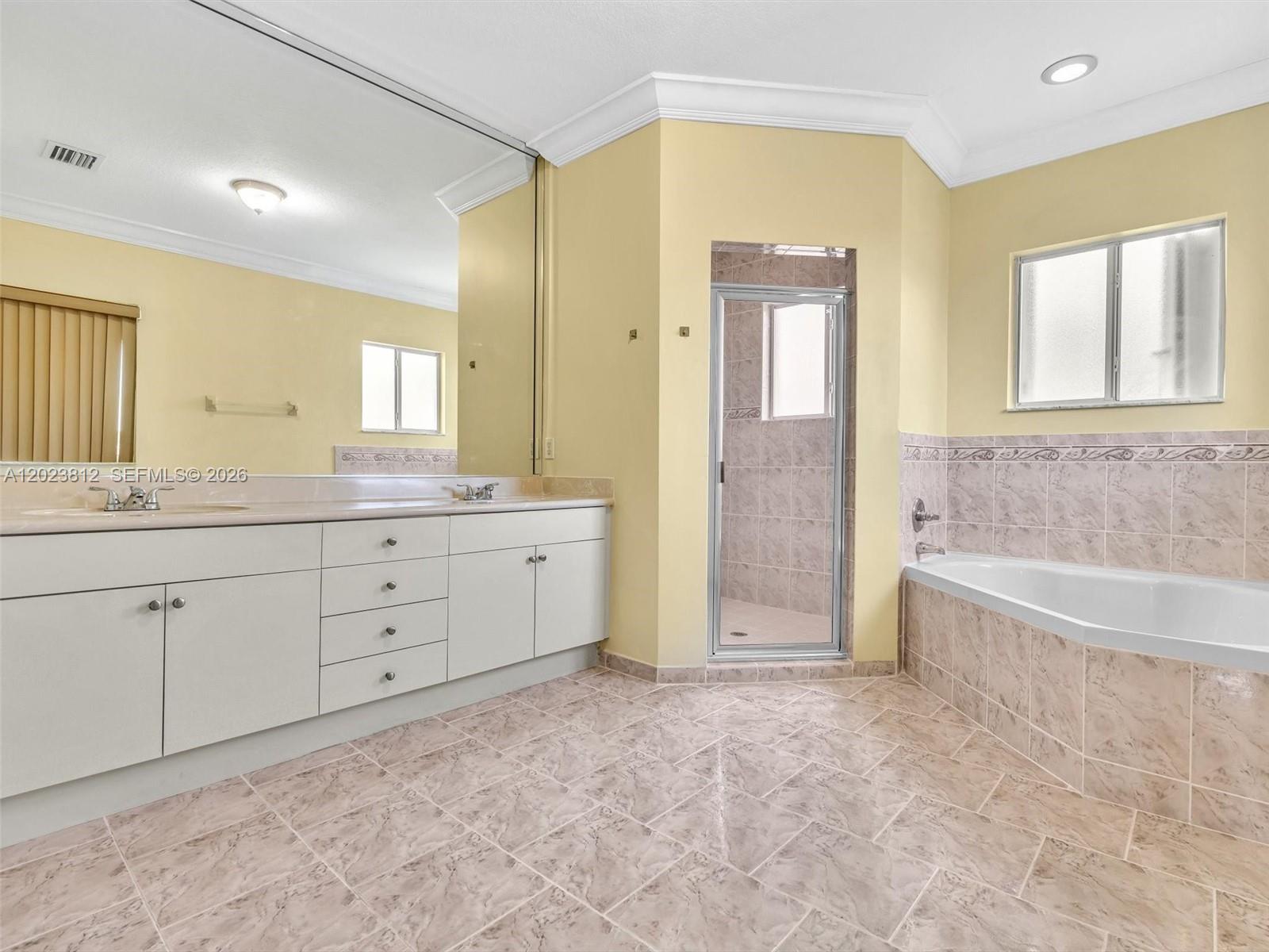 2864 SW 138th Path
