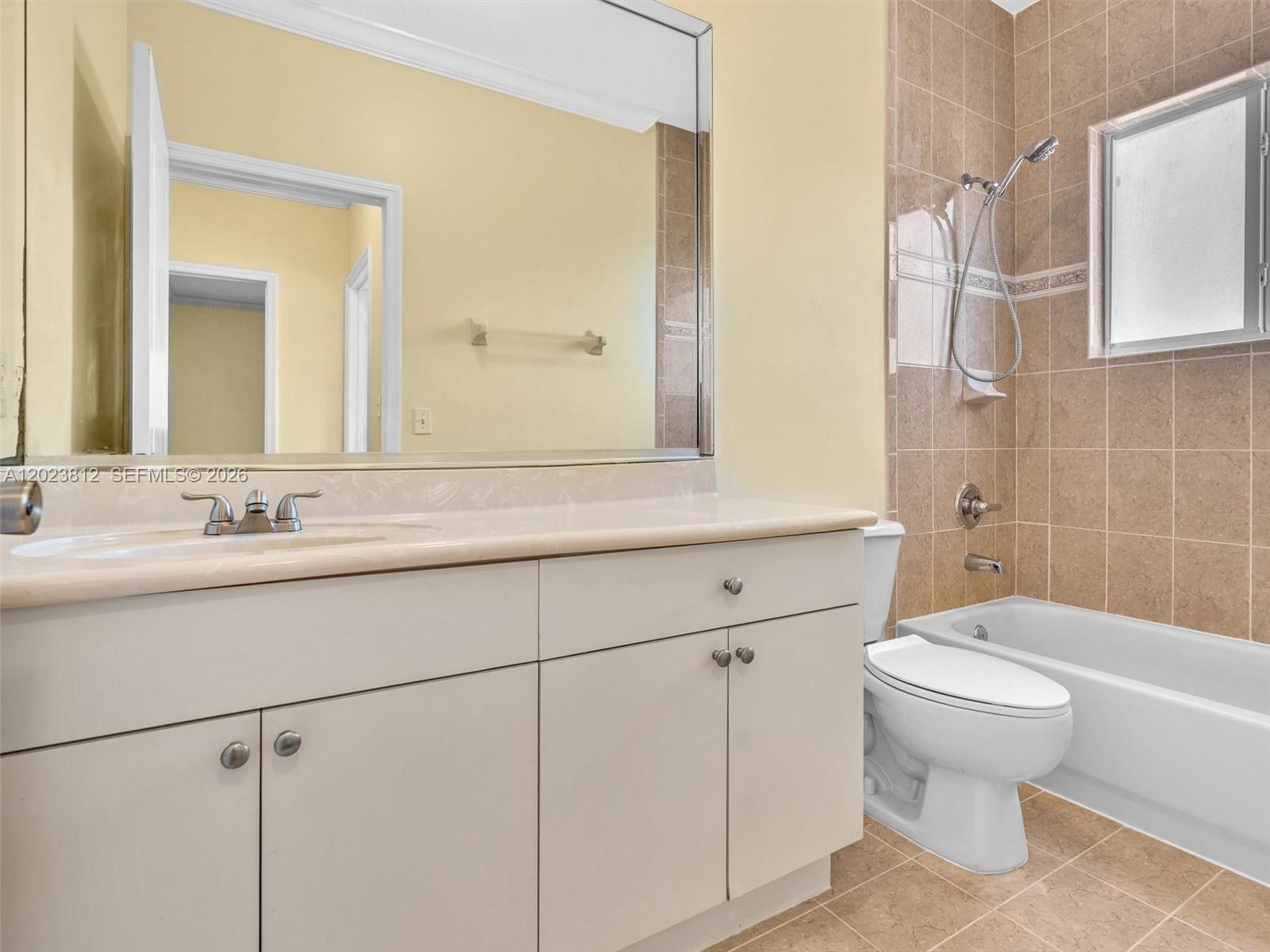 2864 SW 138th Path