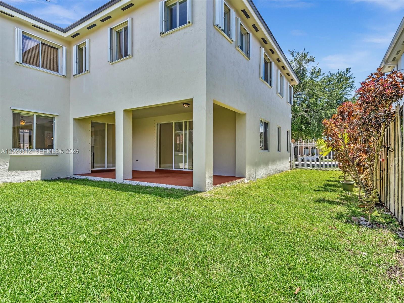 2864 SW 138th Path