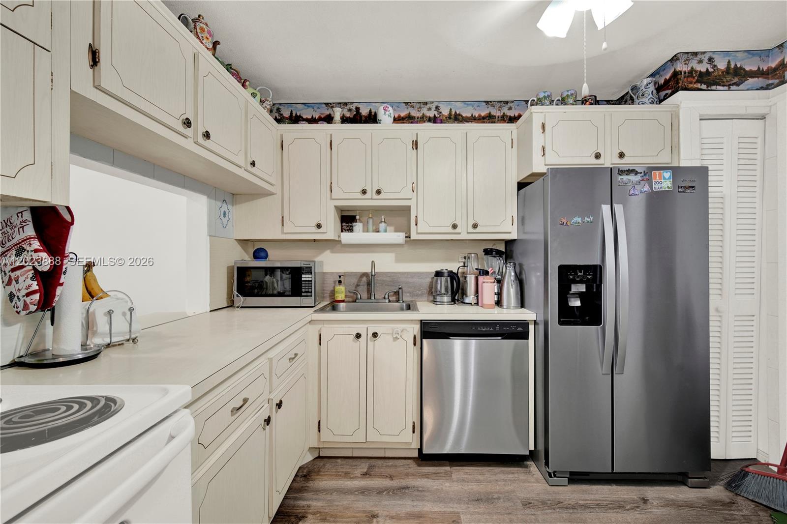 1401 NE Miami Gardens Drive