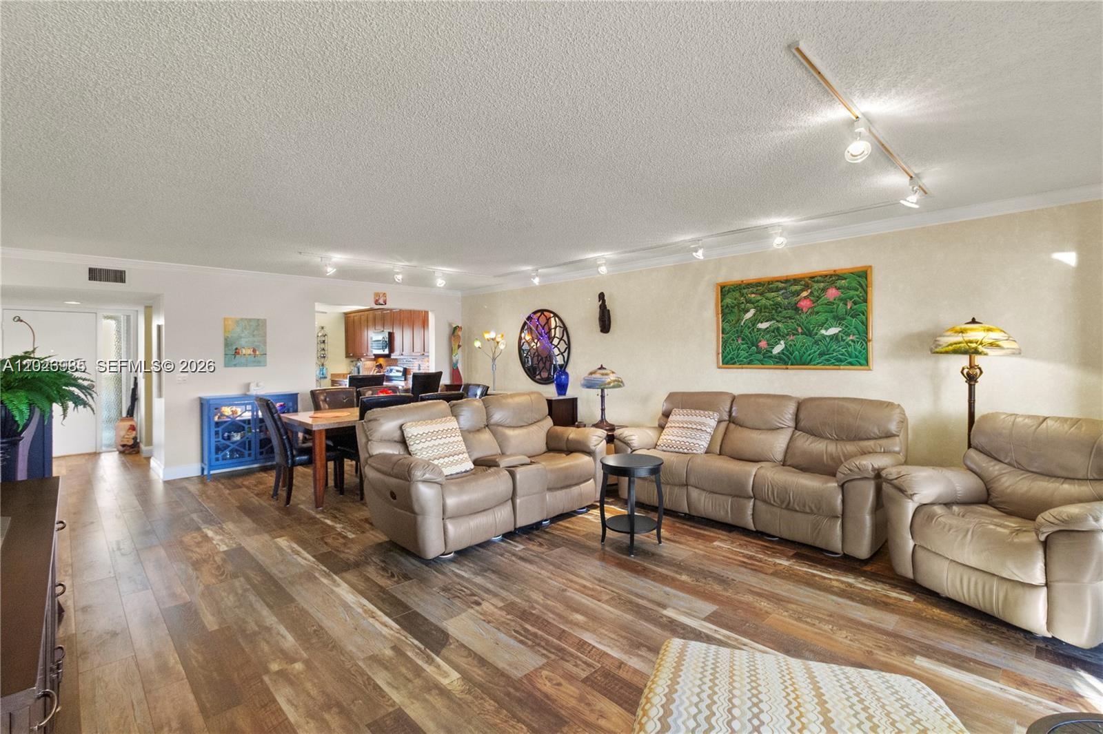 5519 Fairway Park Drive