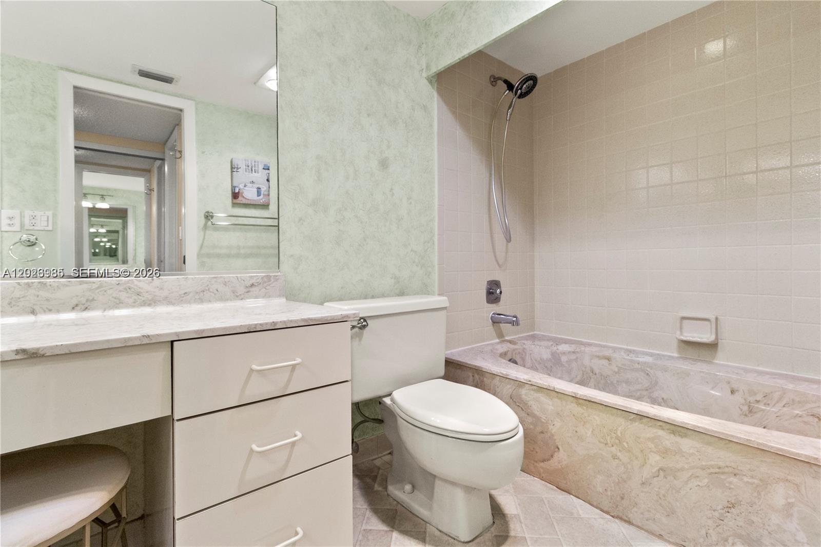 5519 Fairway Park Drive