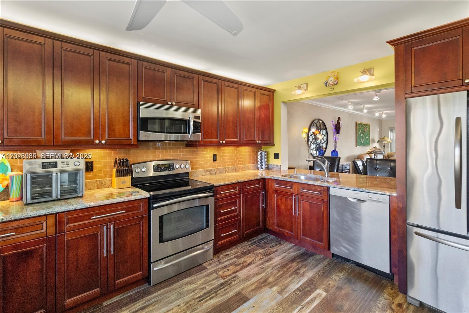 5519 Fairway Park Drive
