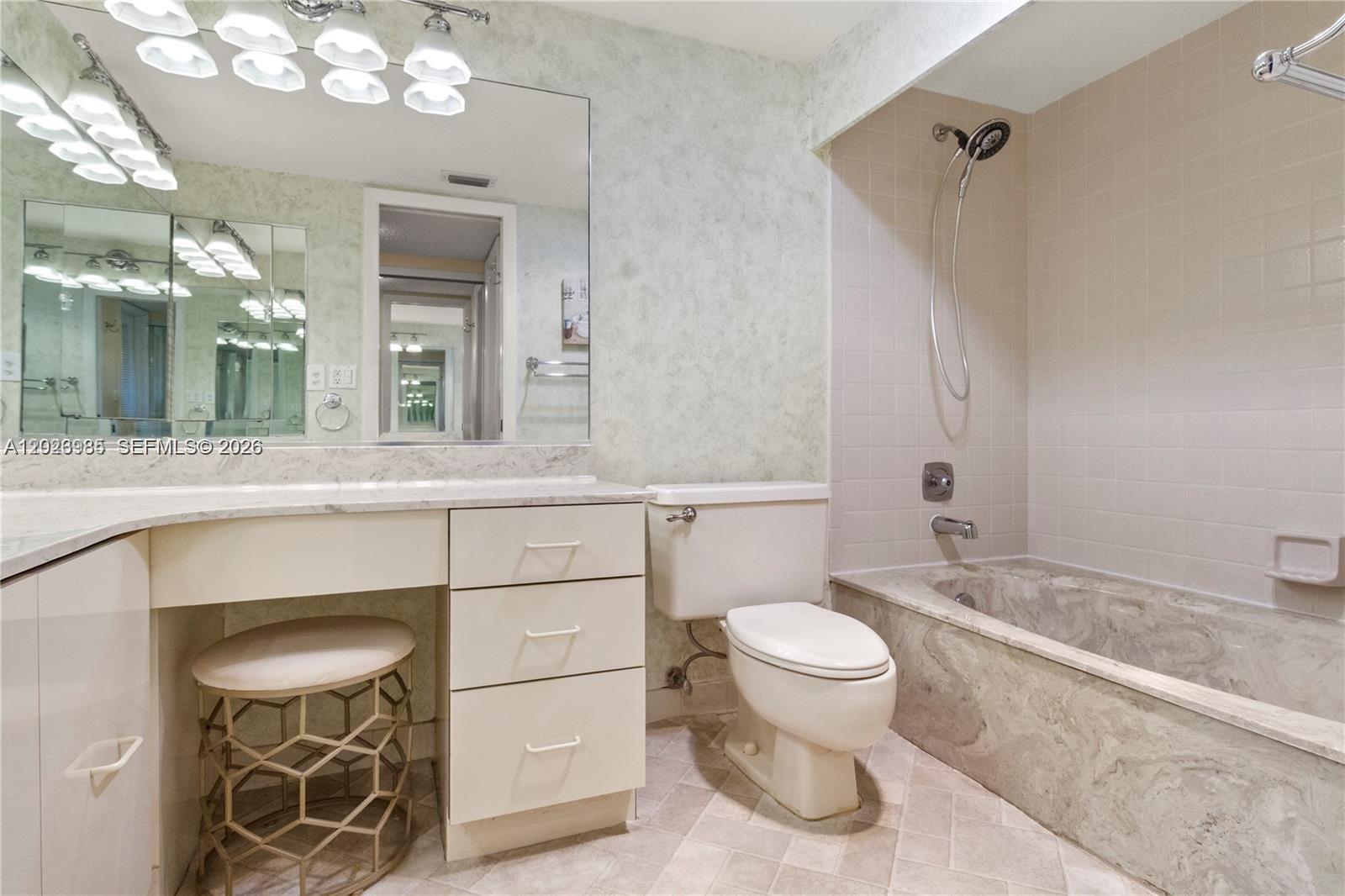 5519 Fairway Park Drive