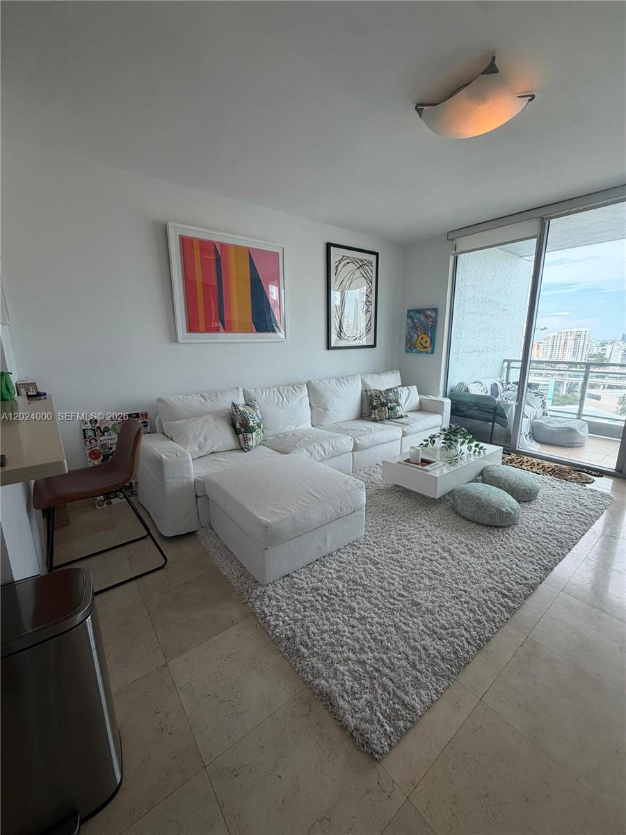 90 SW 3rd Street