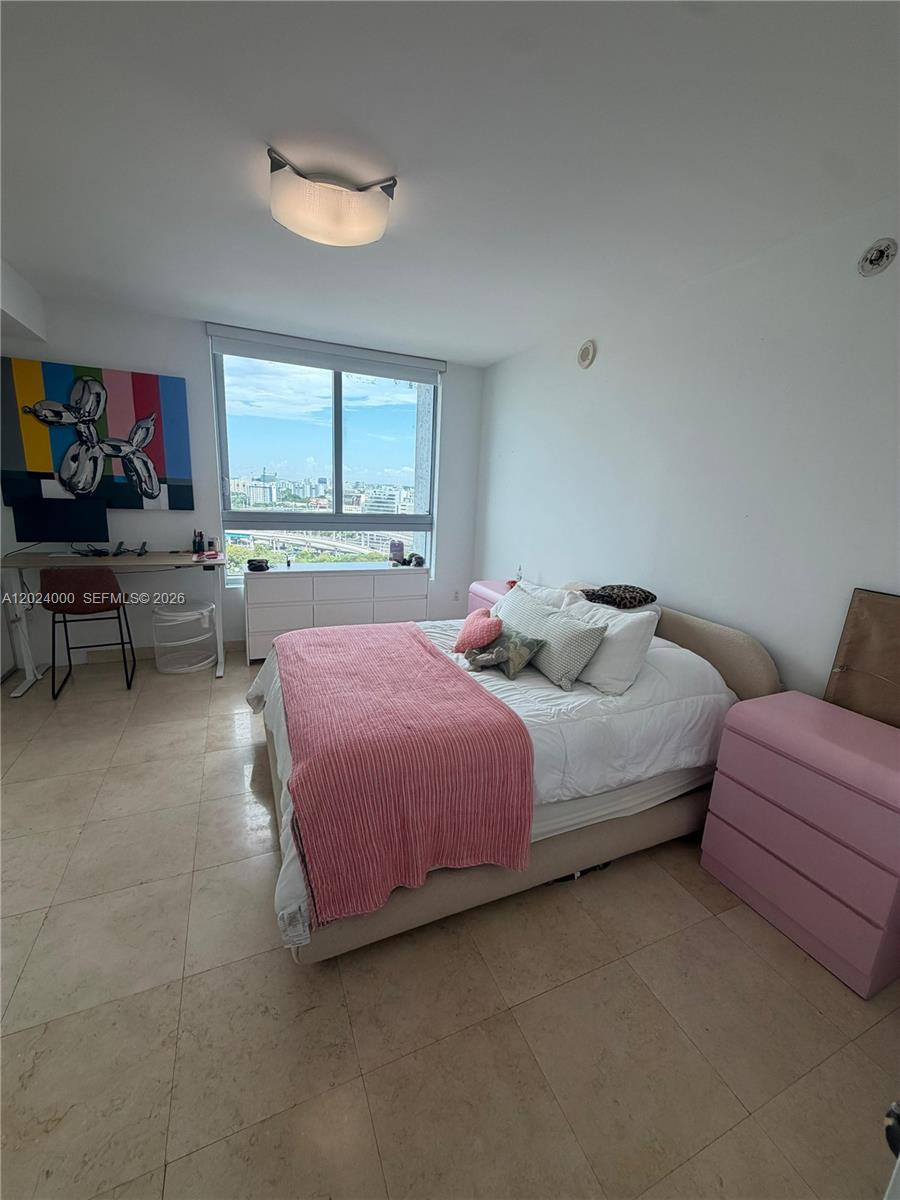 90 SW 3rd Street