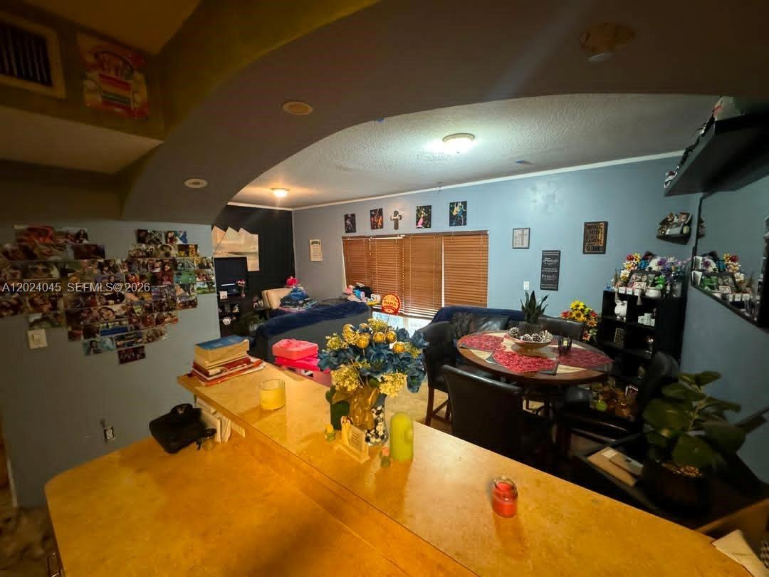 901 SW 6th Court