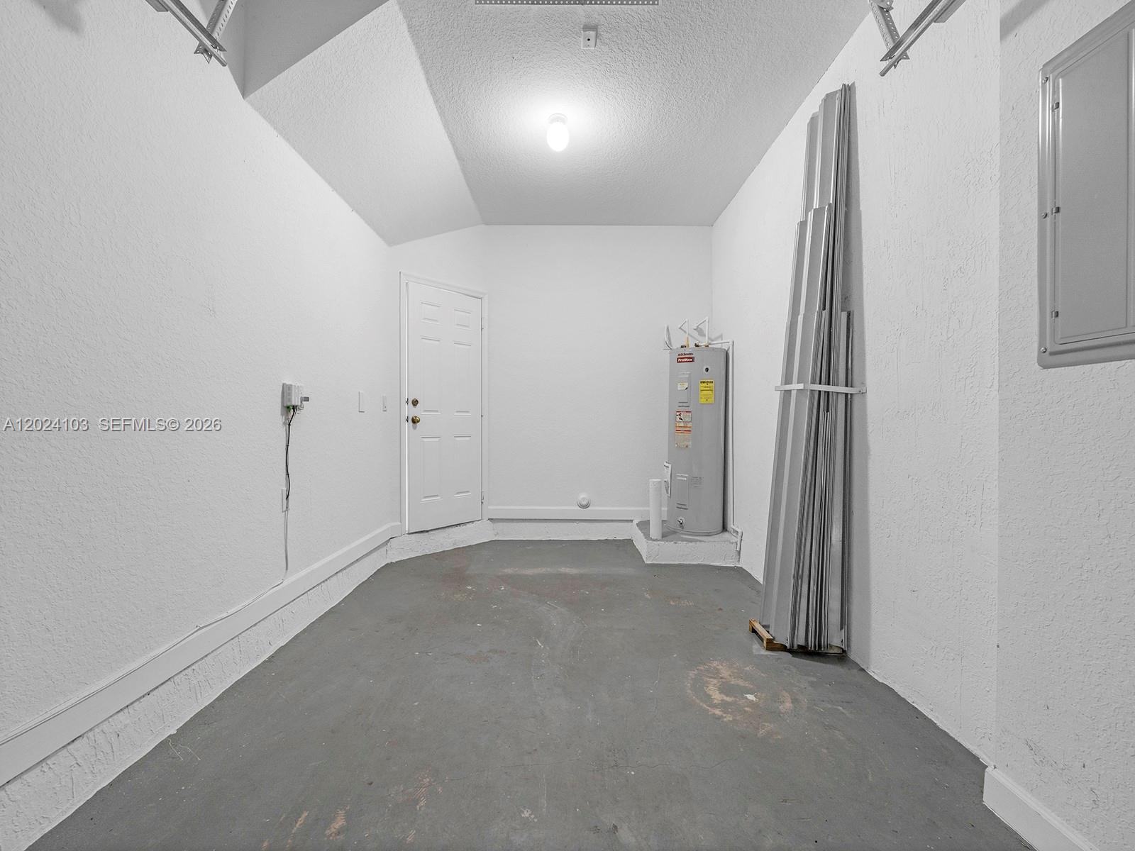2560 SE 15th Court