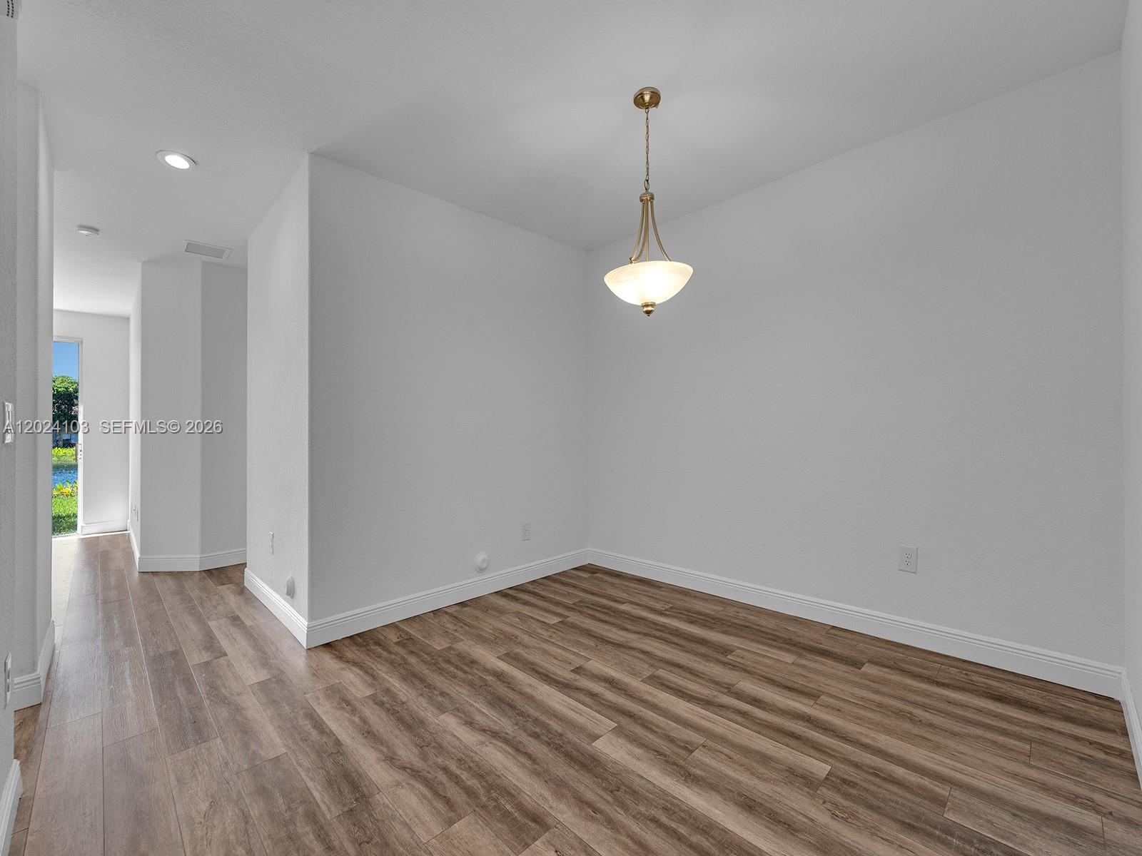 2560 SE 15th Court