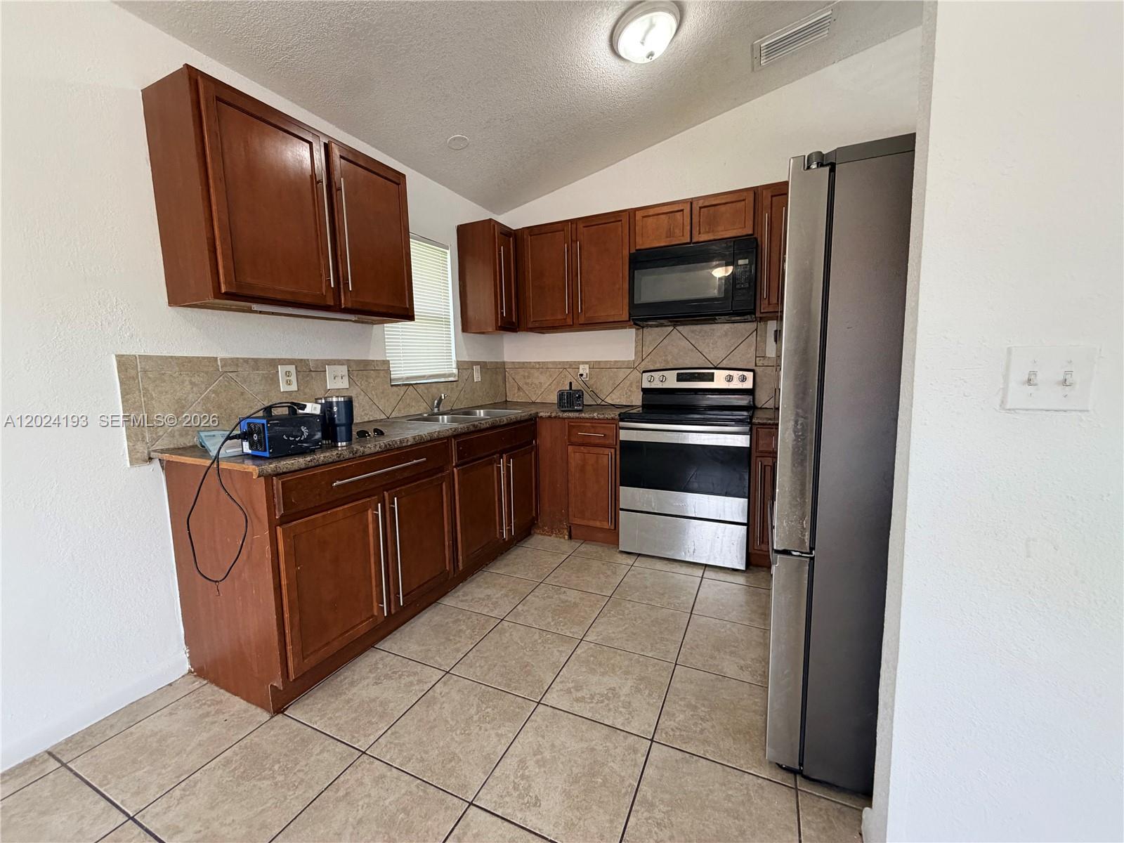 408 NW 12th Street