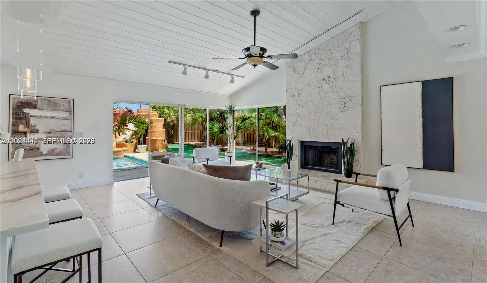2900 NW 25th Way