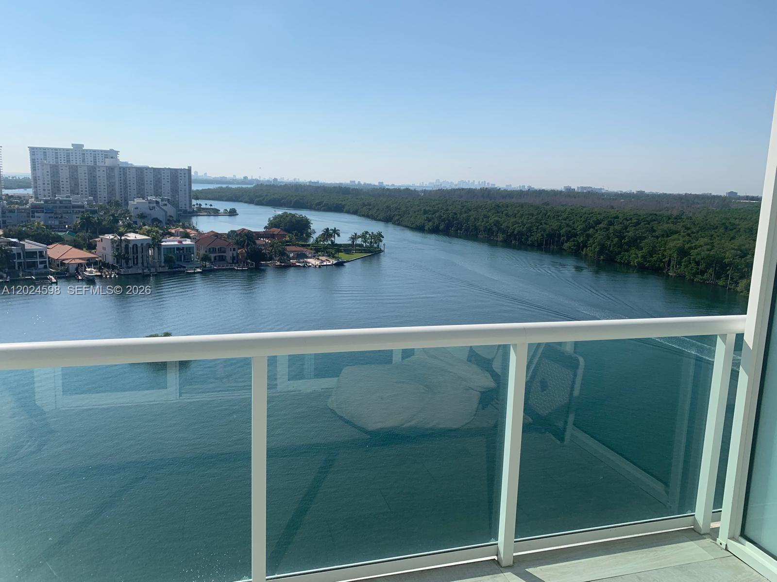 400 Sunny Isles Boulevard