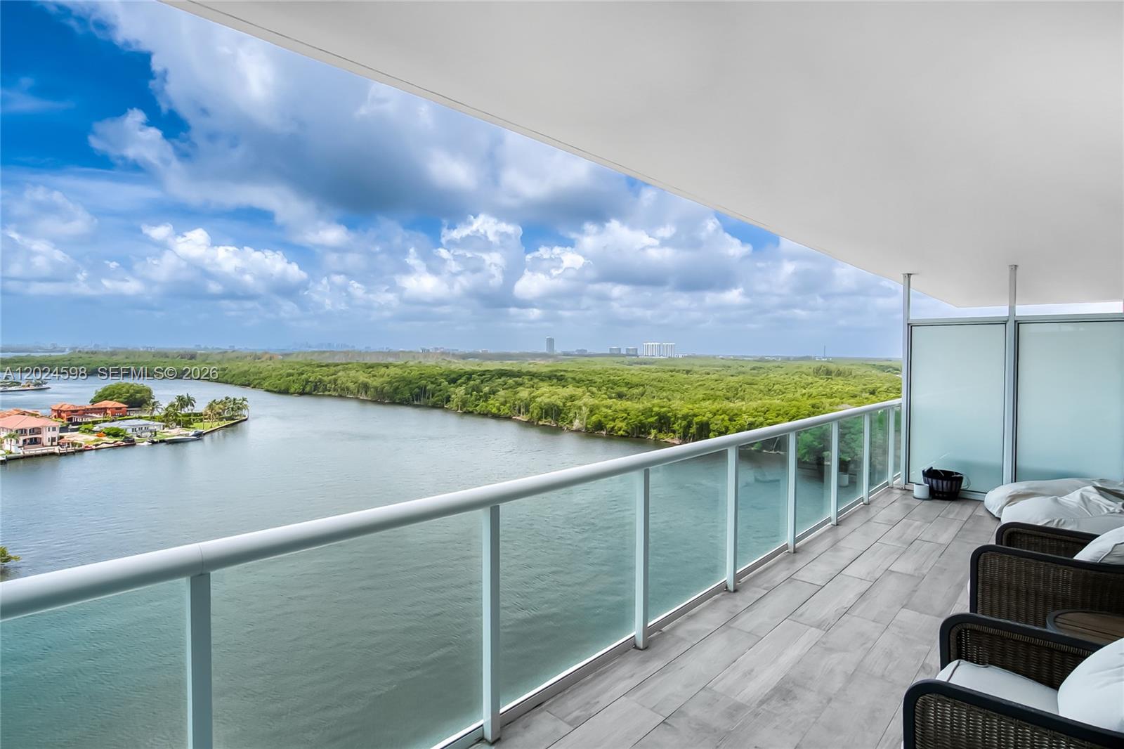 400 Sunny Isles Boulevard
