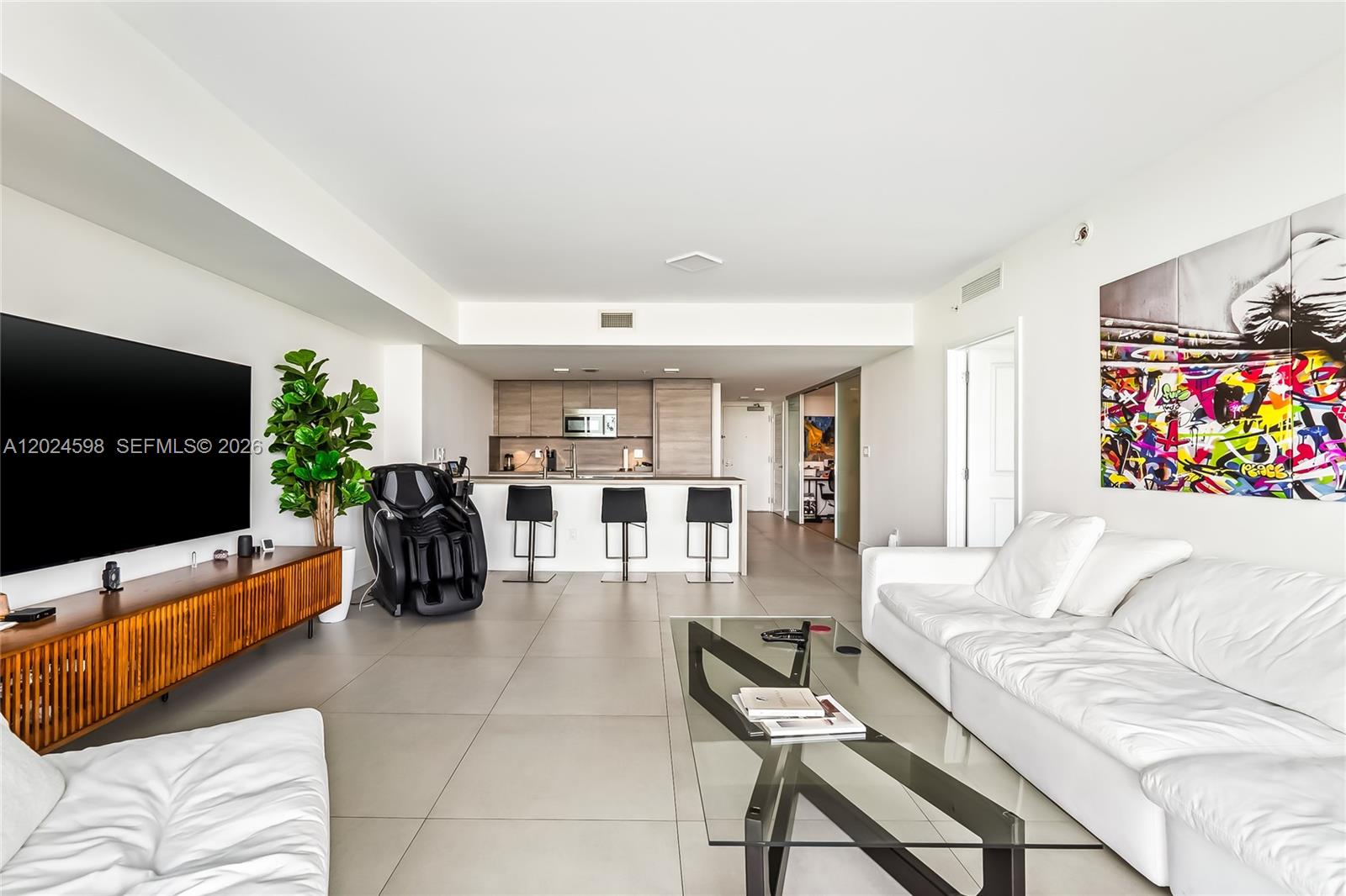 400 Sunny Isles Boulevard